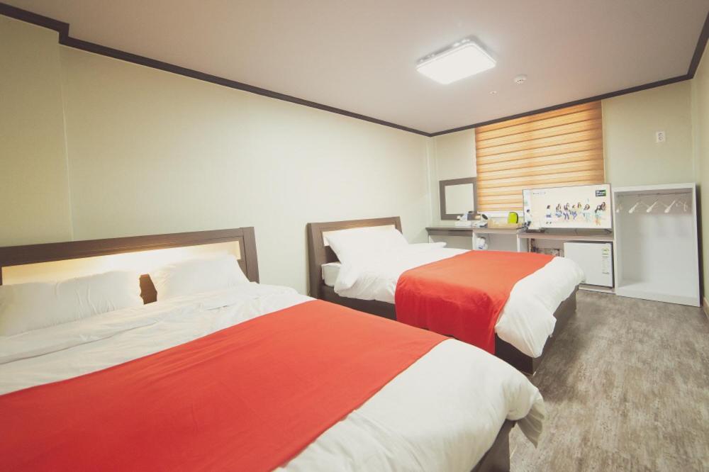 Hotel Castle Suncheon Buitenkant foto
